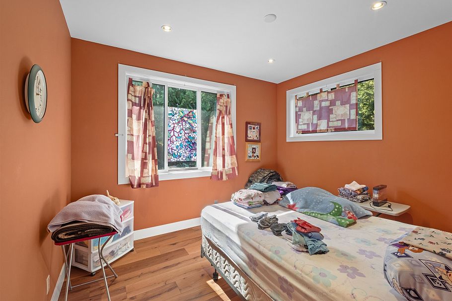 1329 Appin Road North Vancouver, BC - 23