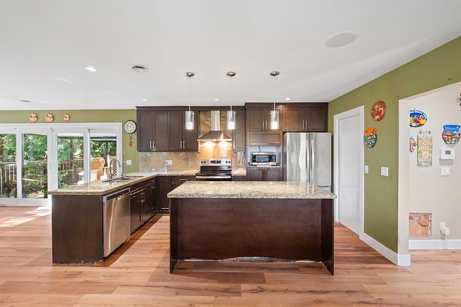 1329 Appin Road North Vancouver, BC - 4