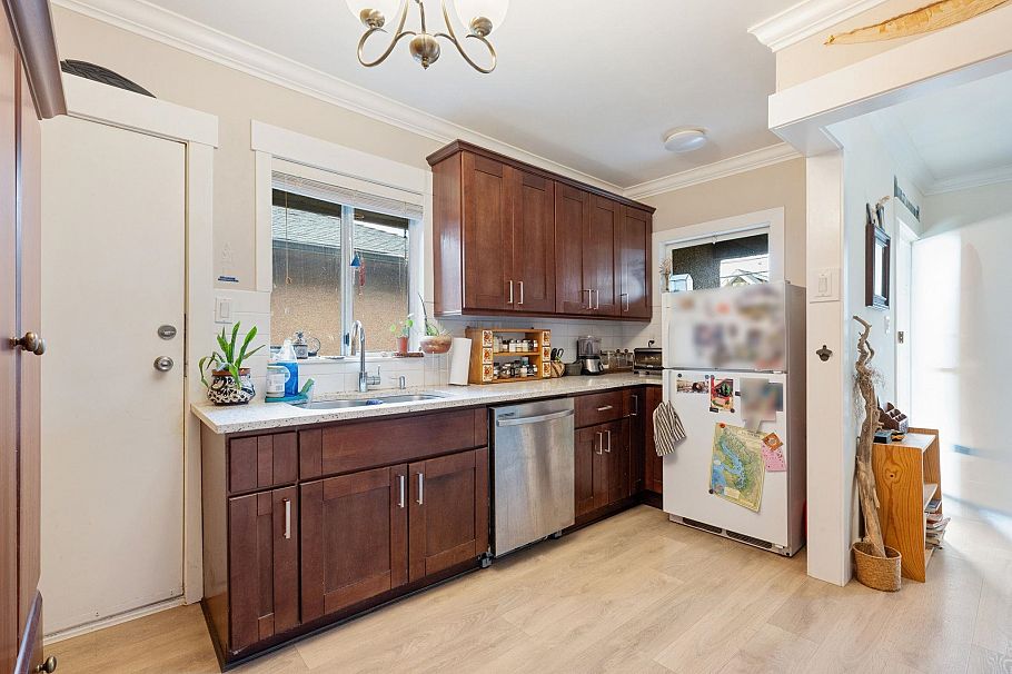 2148 2150 Ferndale Street Vancouver, BC - 10