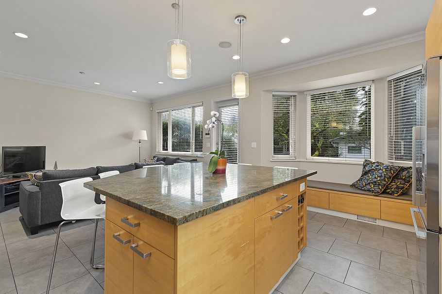 3472 W 13th Avenue Vancouver, BC - 17