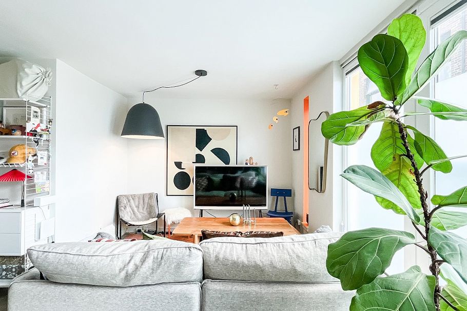 310 150 E Cordova Street Vancouver, BC - 5