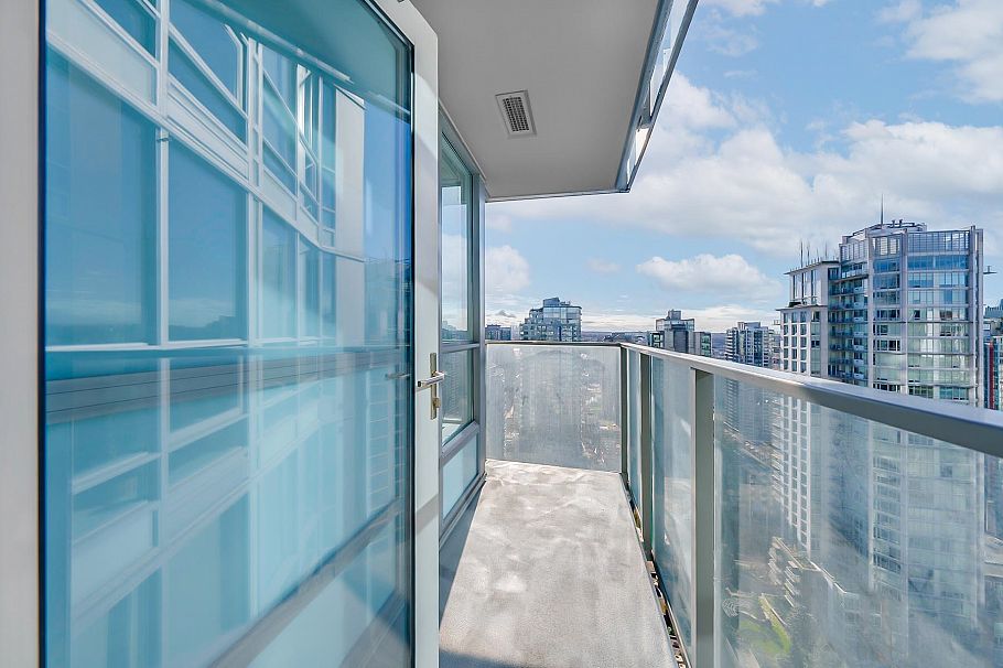 2504 833 Seymour Street Vancouver, BC - 18