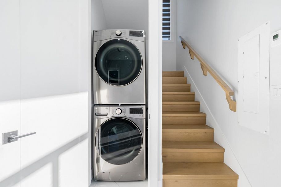 1328 E 64th Avenue Vancouver, BC - 10