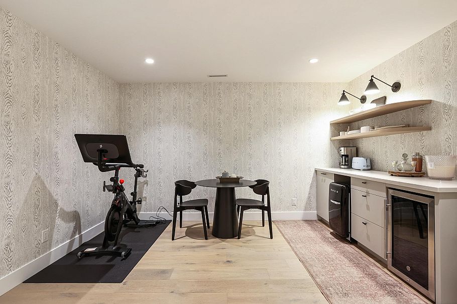 1725 Peters Road North Vancouver, BC - 18