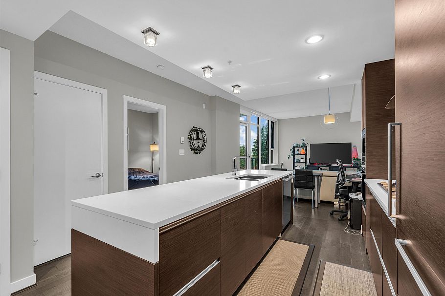 511 508 W 29th Avenue Vancouver, BC - 2