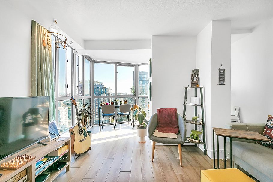 2404 1188 Howe Street Vancouver, BC - 8