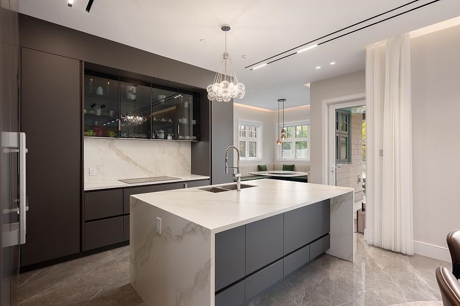 3792 W 34th Avenue Vancouver, BC - 10