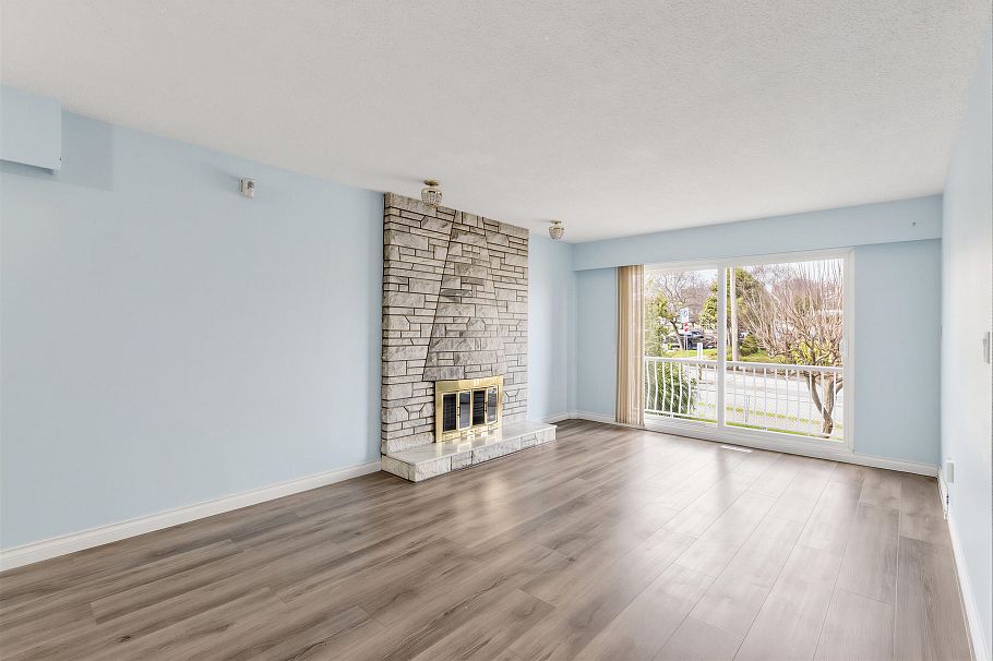 3206 Adanac Street Vancouver, BC - 7