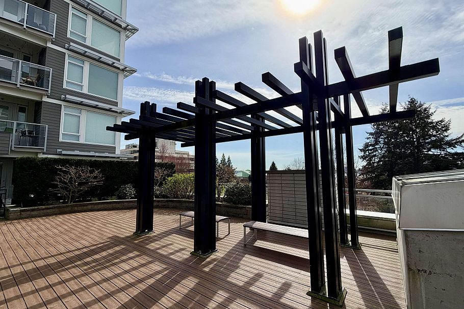 319 255 W 1st Street North Vancouver, BC - 31