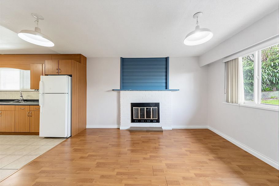 3206 Adanac Street Vancouver, BC - 25