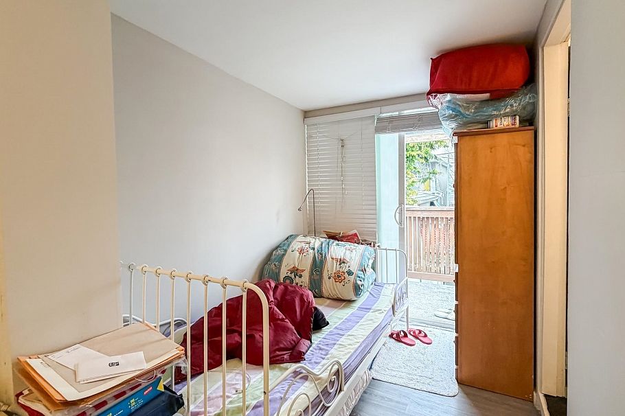 1939 E 39th Avenue Vancouver, BC - 18