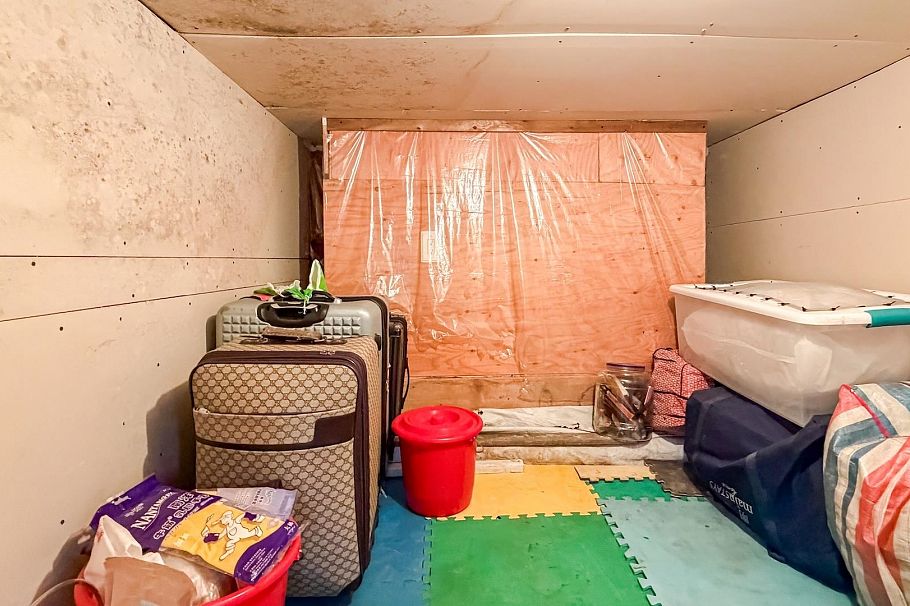 1939 E 39th Avenue Vancouver, BC - 34