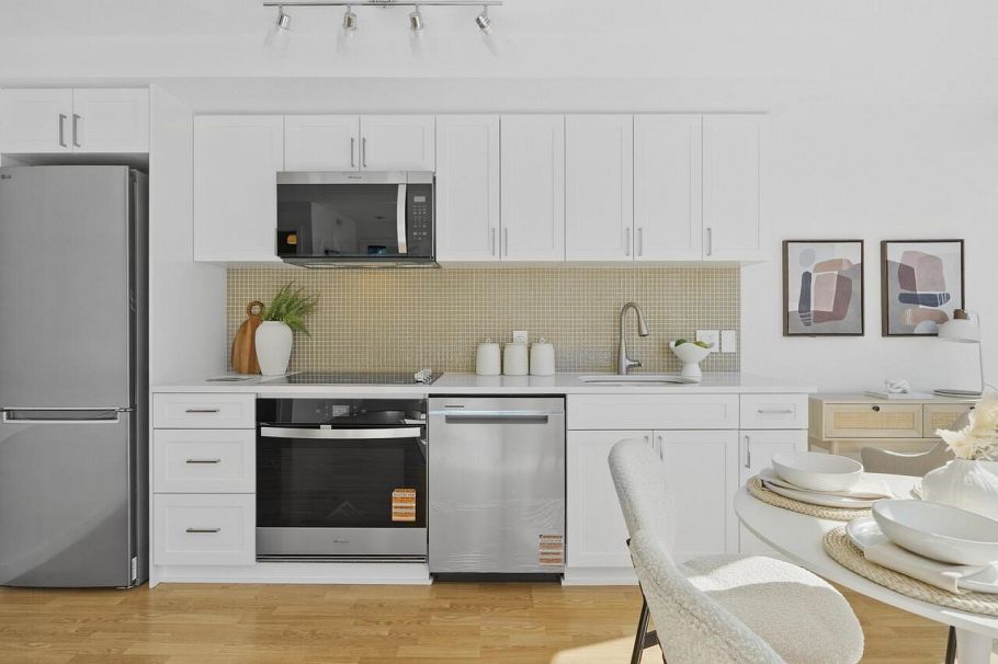 1109 233 Robson Street Vancouver, BC - 4