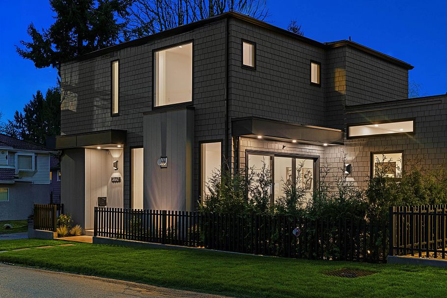 3660 Fleming Street Vancouver, BC - 1