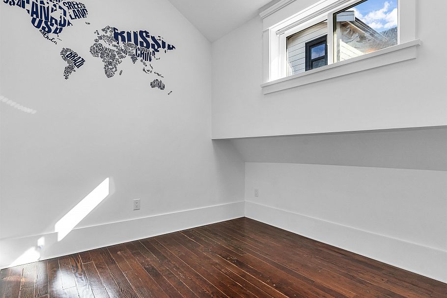 4446 Quebec Street Vancouver, BC - 21