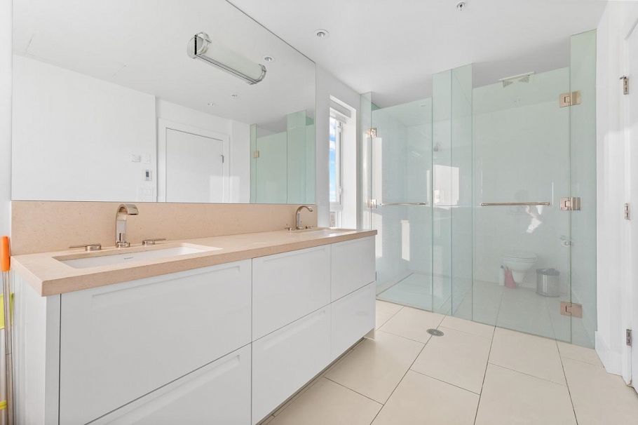 502 6080 Iona Drive Vancouver, BC - 21