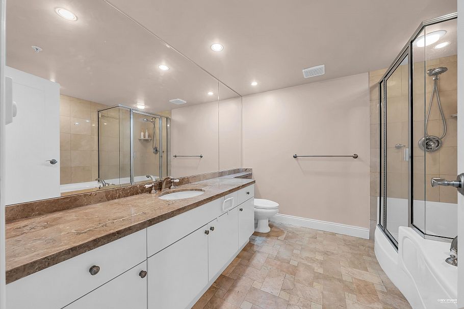 412 618 W 45th Avenue Vancouver, BC - 23