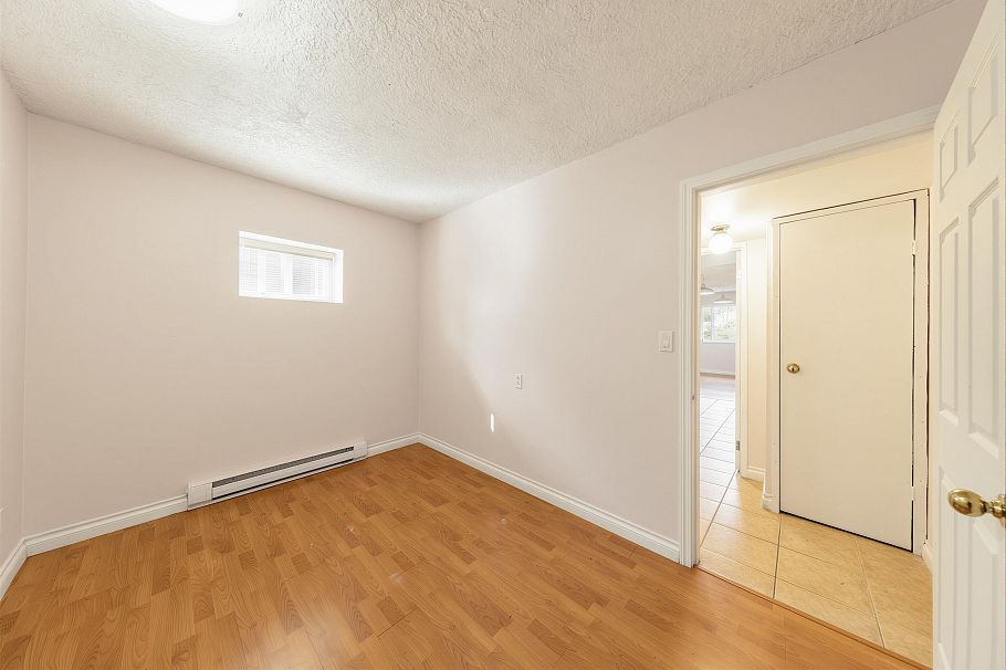 3206 Adanac Street Vancouver, BC - 34