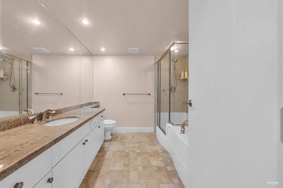 412 618 W 45th Avenue Vancouver, BC - 22