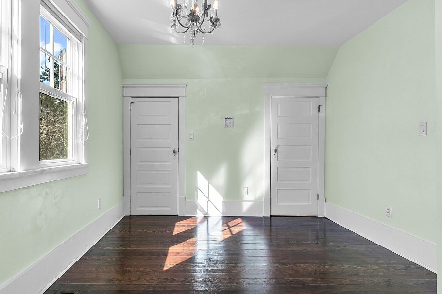 4446 Quebec Street Vancouver, BC - 19