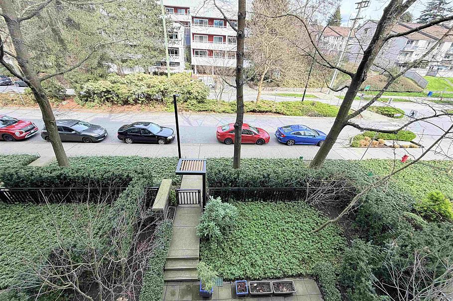 319 255 W 1st Street North Vancouver, BC - 27