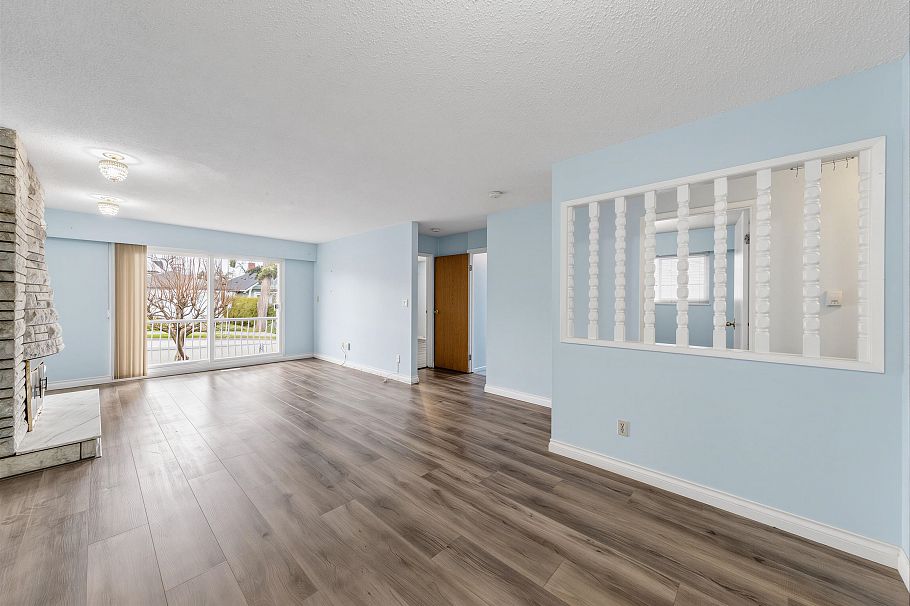 3206 Adanac Street Vancouver, BC - 13