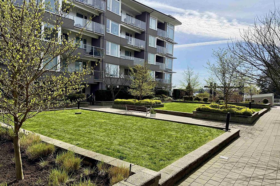 319 255 W 1st Street North Vancouver, BC - 29