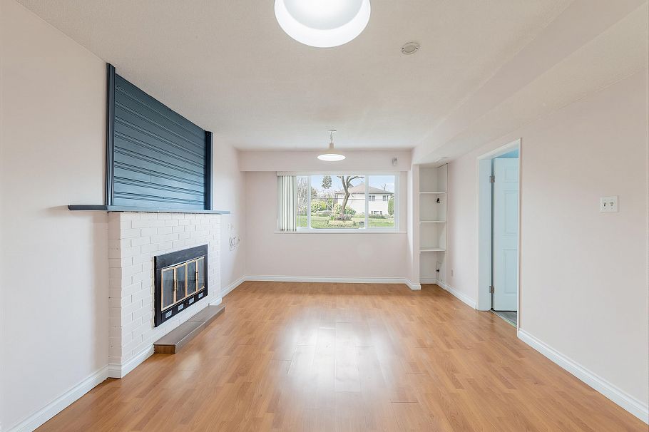 3206 Adanac Street Vancouver, BC - 28