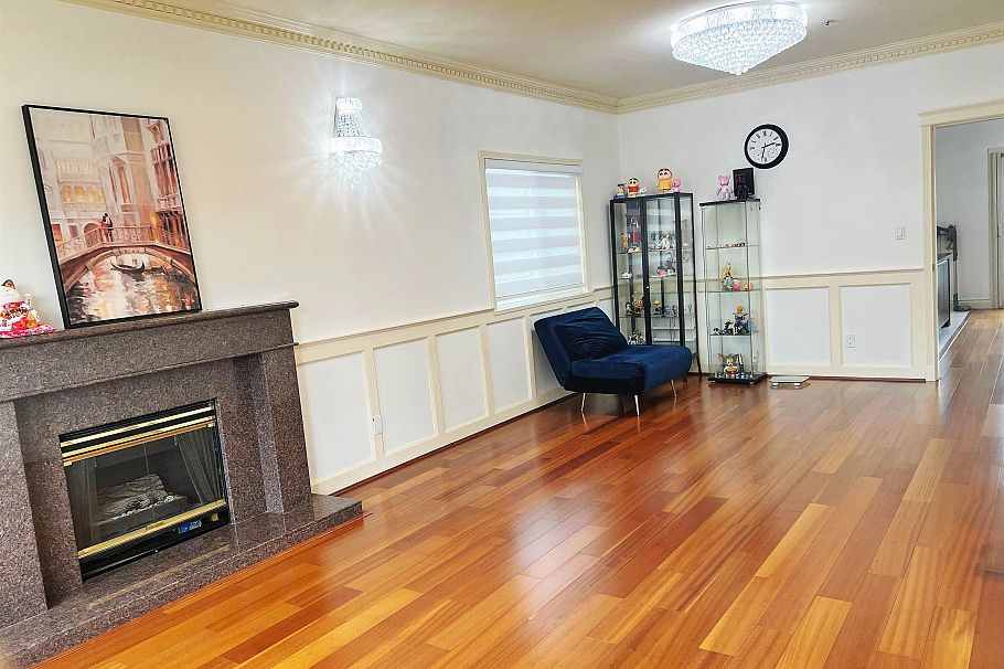 2813 W 21st Avenue Vancouver, BC - 4