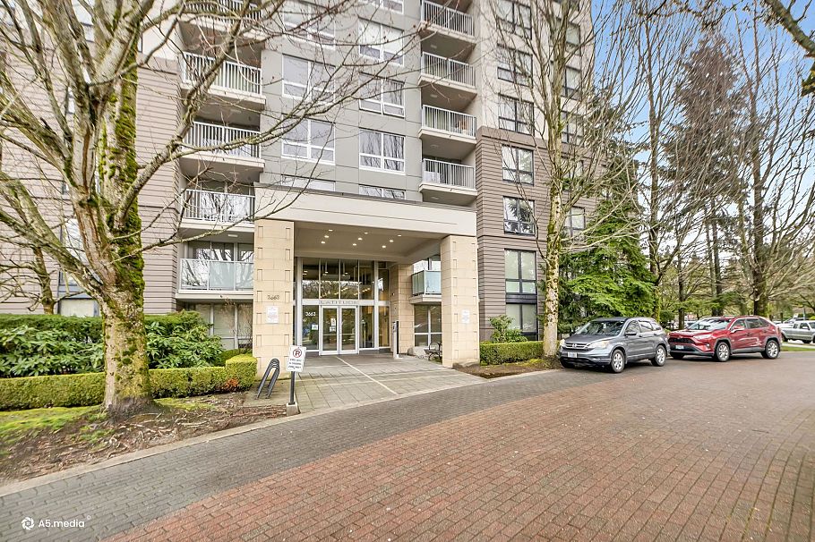 2508 3663 Crowley Drive Vancouver, BC - 25