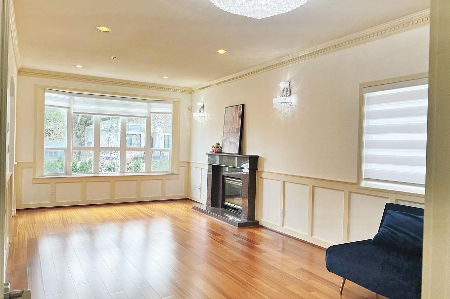 2813 W 21st Avenue Vancouver, BC - 3