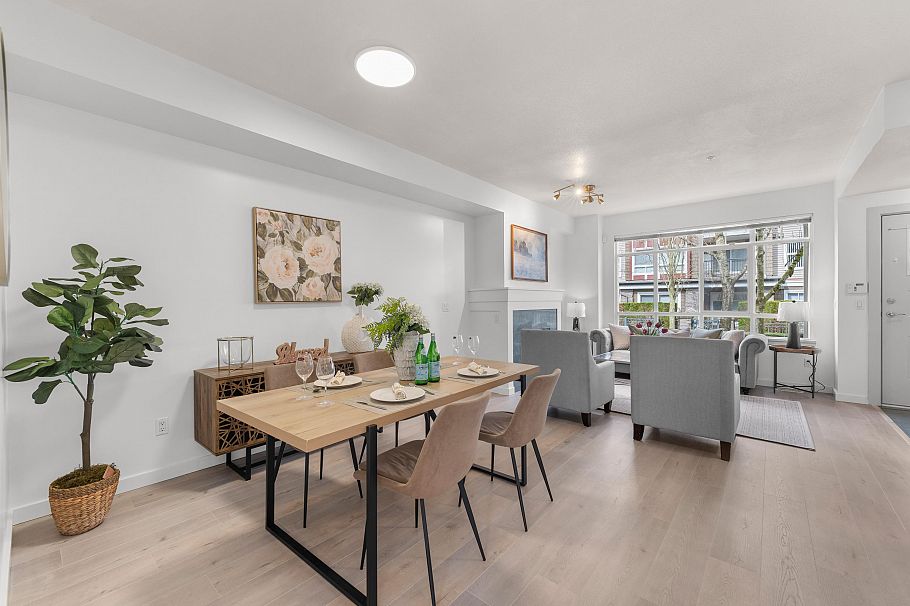 7148 Mont Royal Square Vancouver, BC - 7