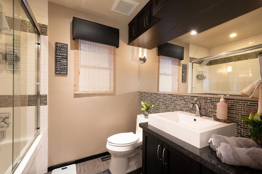 2466 Eton Street Vancouver, BC - 17