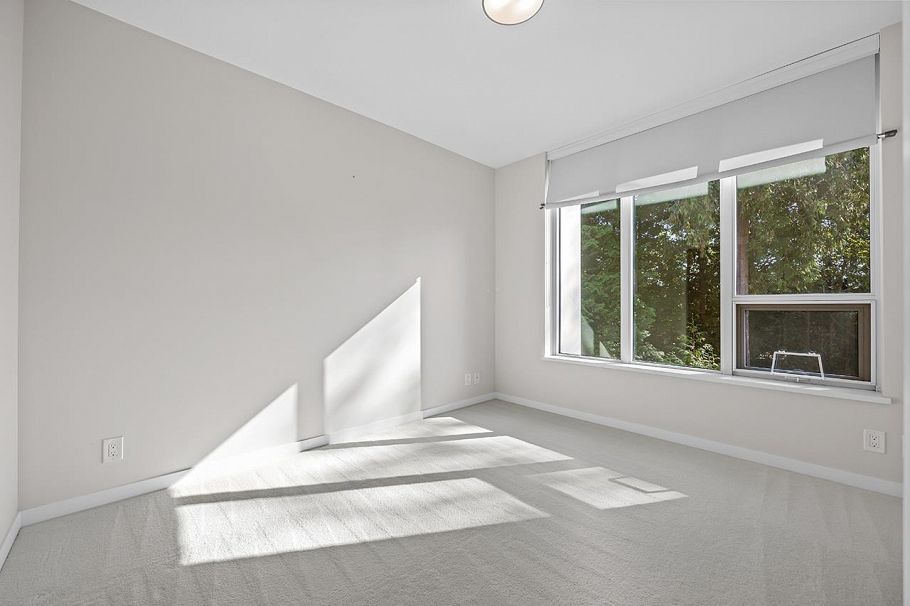 7 3483 Ross Drive Vancouver, BC - 12