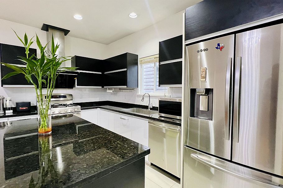 2813 W 21st Avenue Vancouver, BC - 8