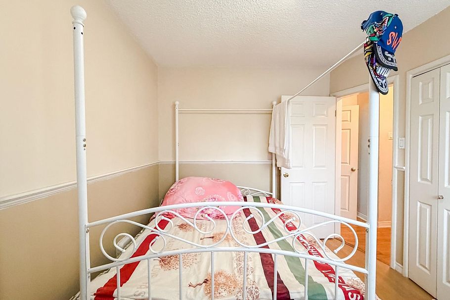 1939 E 39th Avenue Vancouver, BC - 10