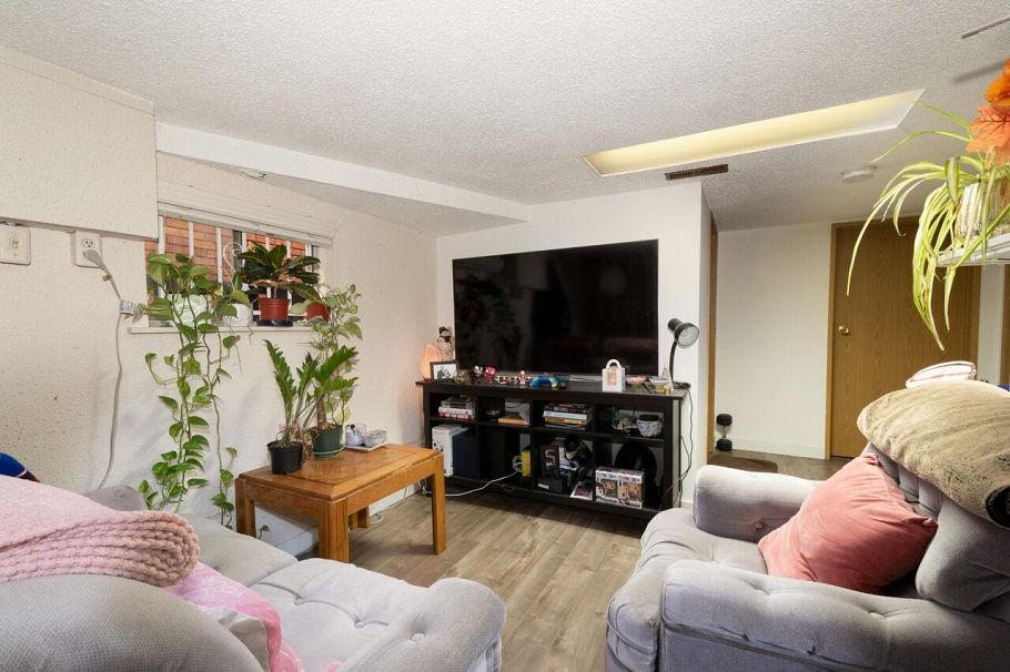 2466 Eton Street Vancouver, BC - 20