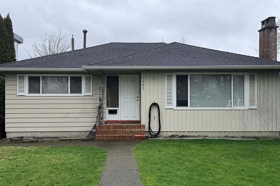 7592 Elliott Street Vancouver, BC - 1
