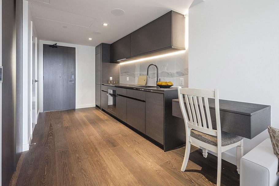 17F 620 CARDERO STREET, Vancouver BC V6G 0C7 Vancouver, BC - 4