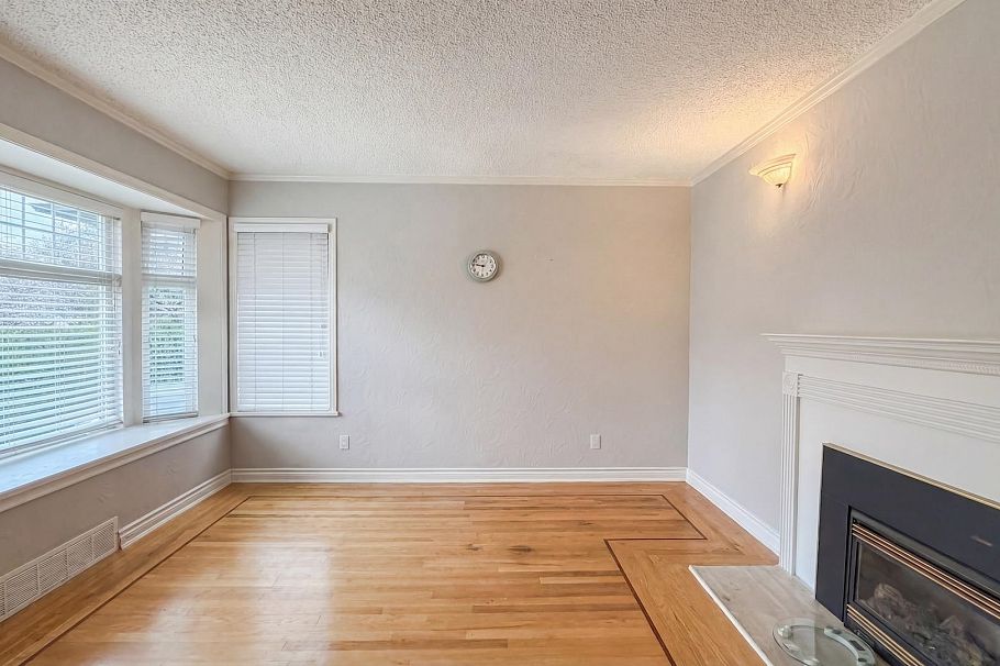 1939 E 39th Avenue Vancouver, BC - 7