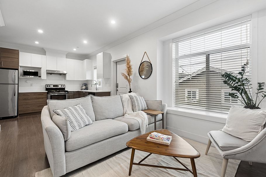 2275 E 34th Avenue Vancouver, BC - 17