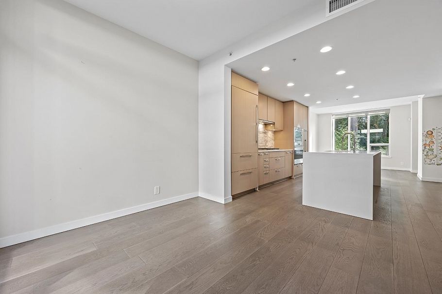 7 3483 Ross Drive Vancouver, BC - 5