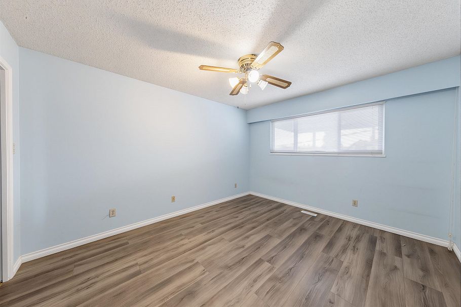 3206 Adanac Street Vancouver, BC - 19