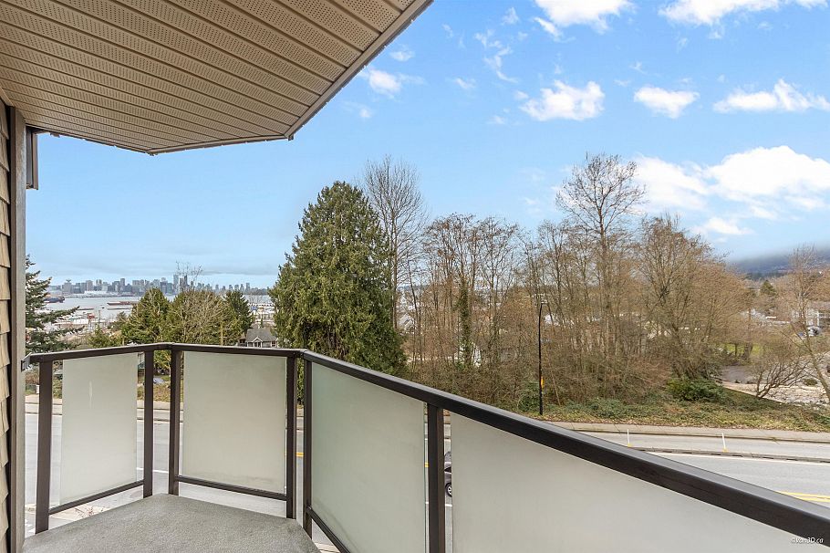 311 212 Forbes Avenue North Vancouver, BC - 3
