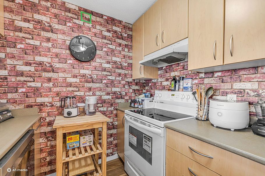 2508 3663 Crowley Drive Vancouver, BC - 9