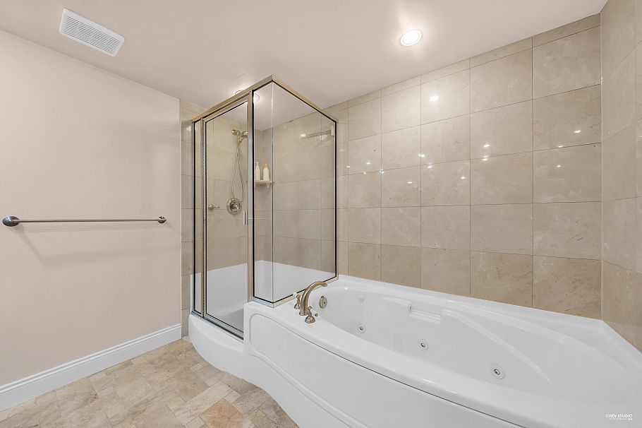 412 618 W 45th Avenue Vancouver, BC - 24