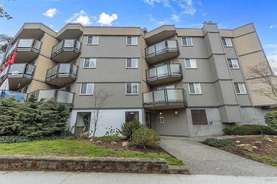 311 212 Forbes Avenue North Vancouver, BC - 2