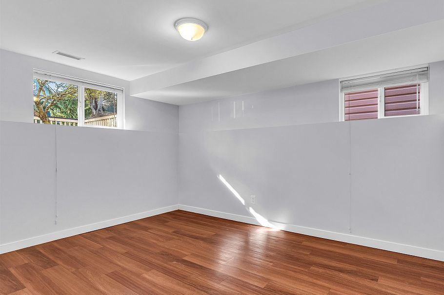 4446 Quebec Street Vancouver, BC - 28