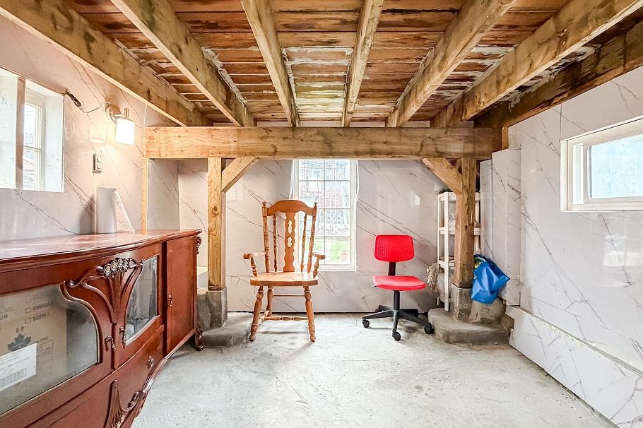 1939 E 39th Avenue Vancouver, BC - 33