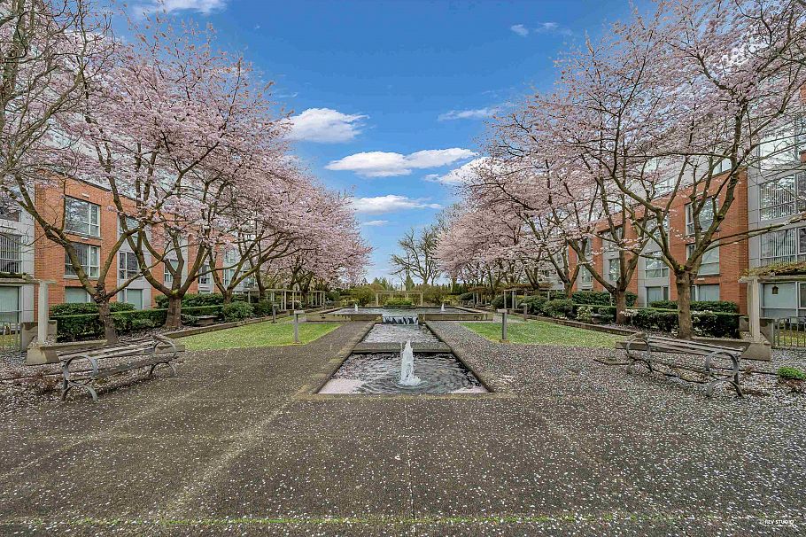 412 618 W 45th Avenue Vancouver, BC - 36